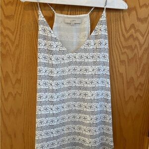 LOFT Women's Black and White Floral Top